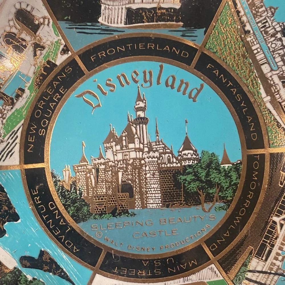 Vintage 70s Disneyland Souvenir Plate - Picture 2 of 5